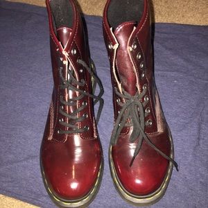 Dr. Martens Women’s 1460 Smooth Boot || Cherry Red